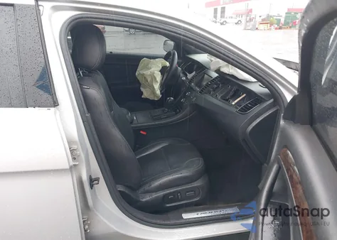 2015 Ford Taurus Limited z USA, uszkodzony, nr VIN 1FAHP2F82FG180241